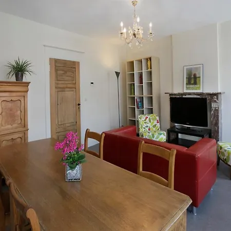 Aux Herbes Folles Apartment *